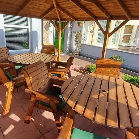 Morwenna Luxury Holiday Apartments Llandudno Extérieur photo