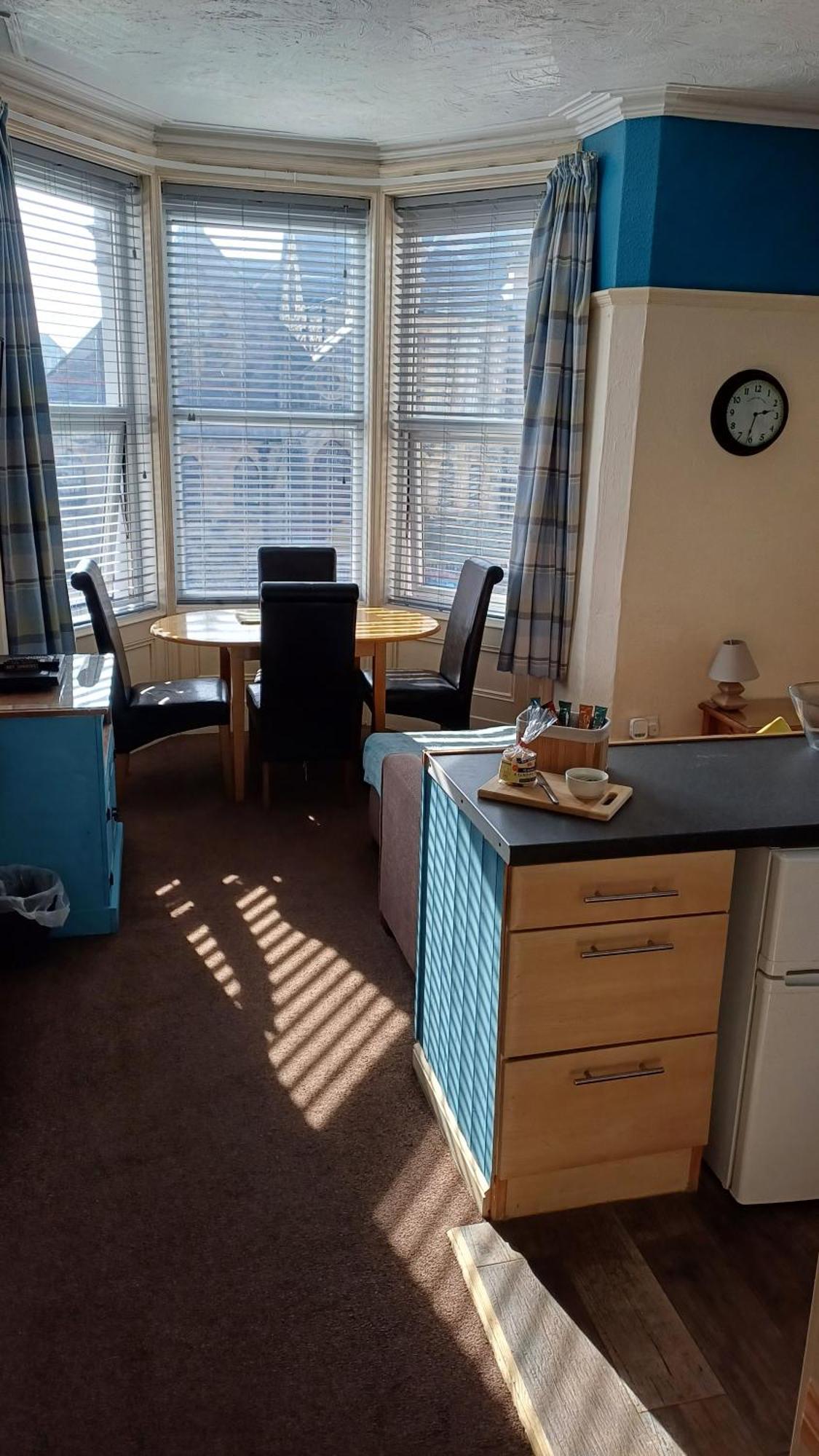 Morwenna Luxury Holiday Apartments Llandudno Extérieur photo