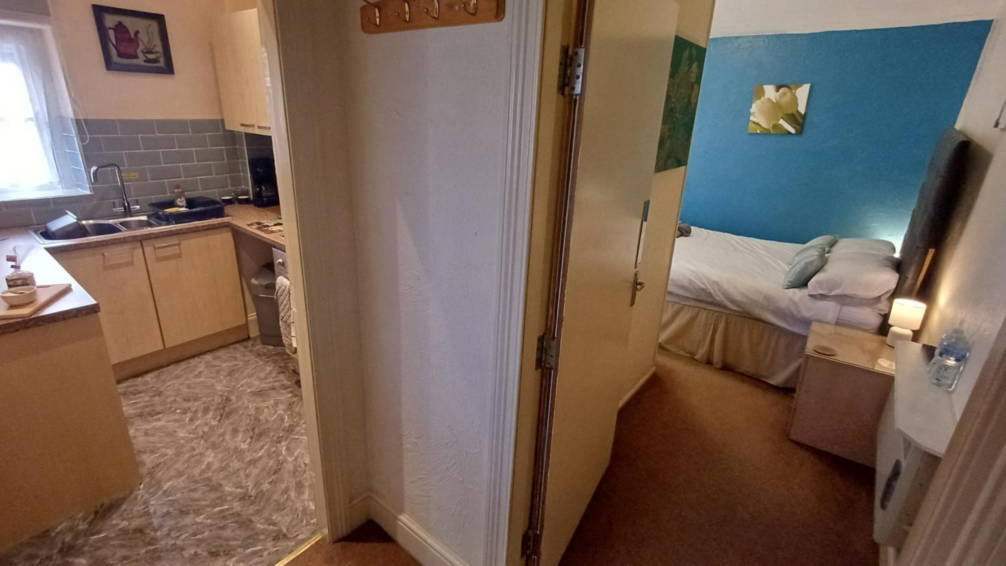 Morwenna Luxury Holiday Apartments Llandudno Extérieur photo