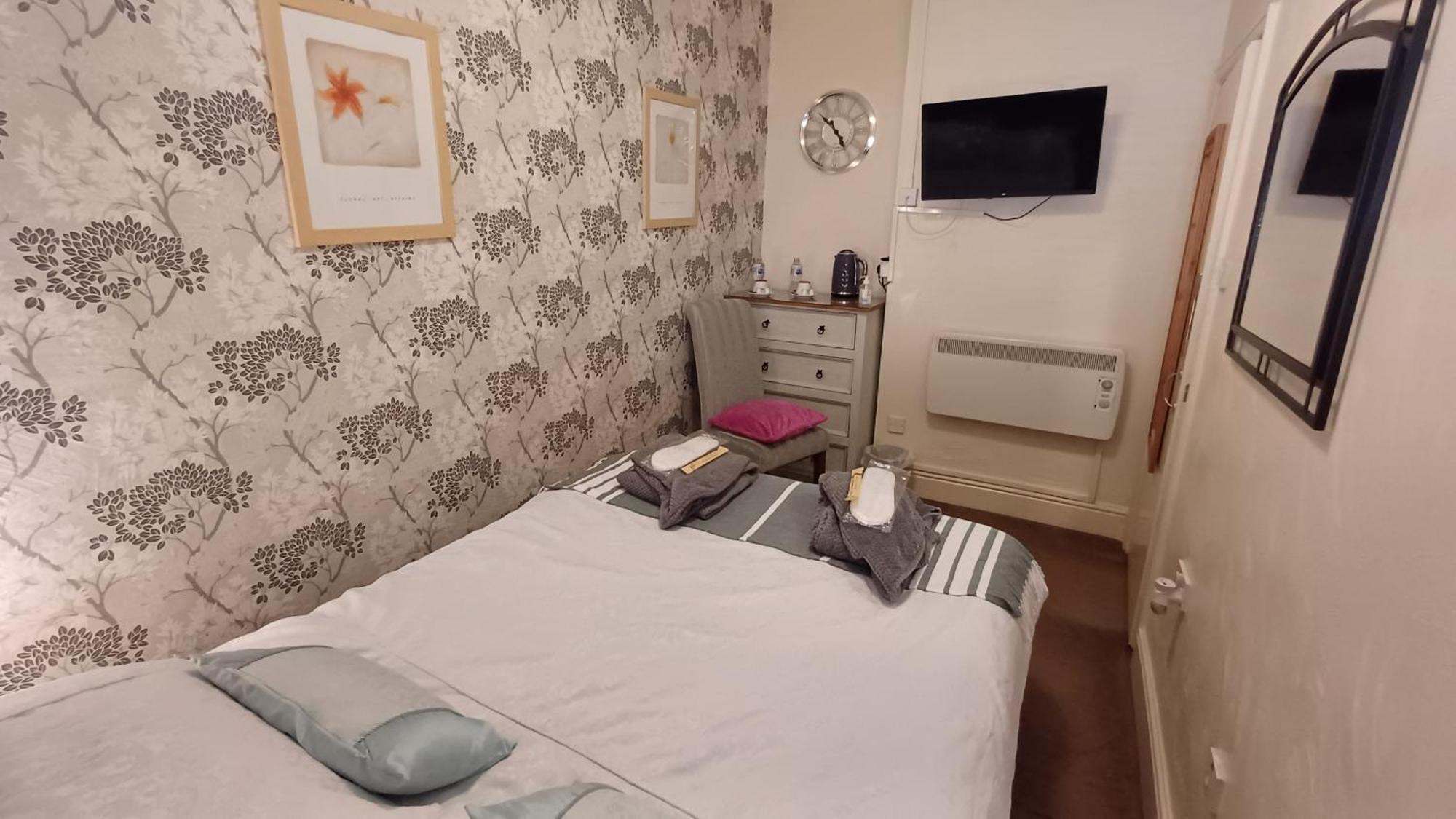 Morwenna Luxury Holiday Apartments Llandudno Extérieur photo