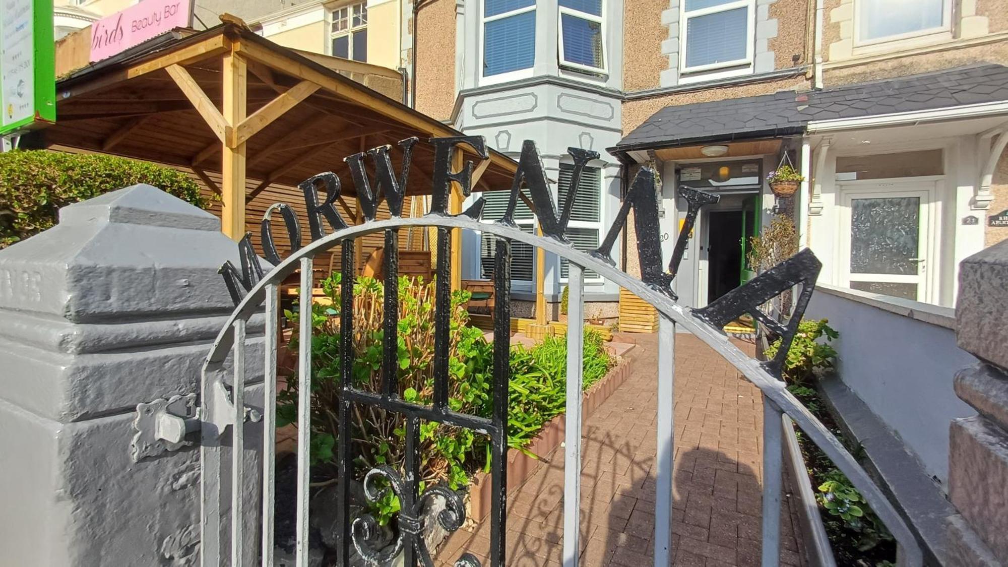 Morwenna Luxury Holiday Apartments Llandudno Extérieur photo