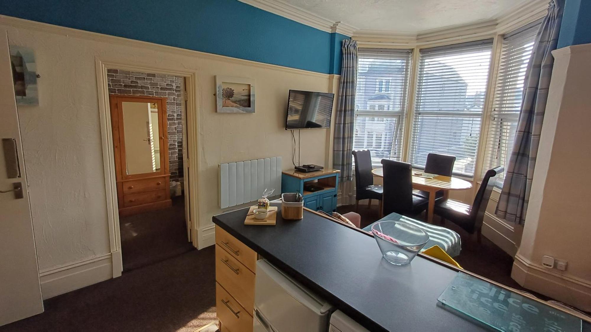Morwenna Luxury Holiday Apartments Llandudno Extérieur photo